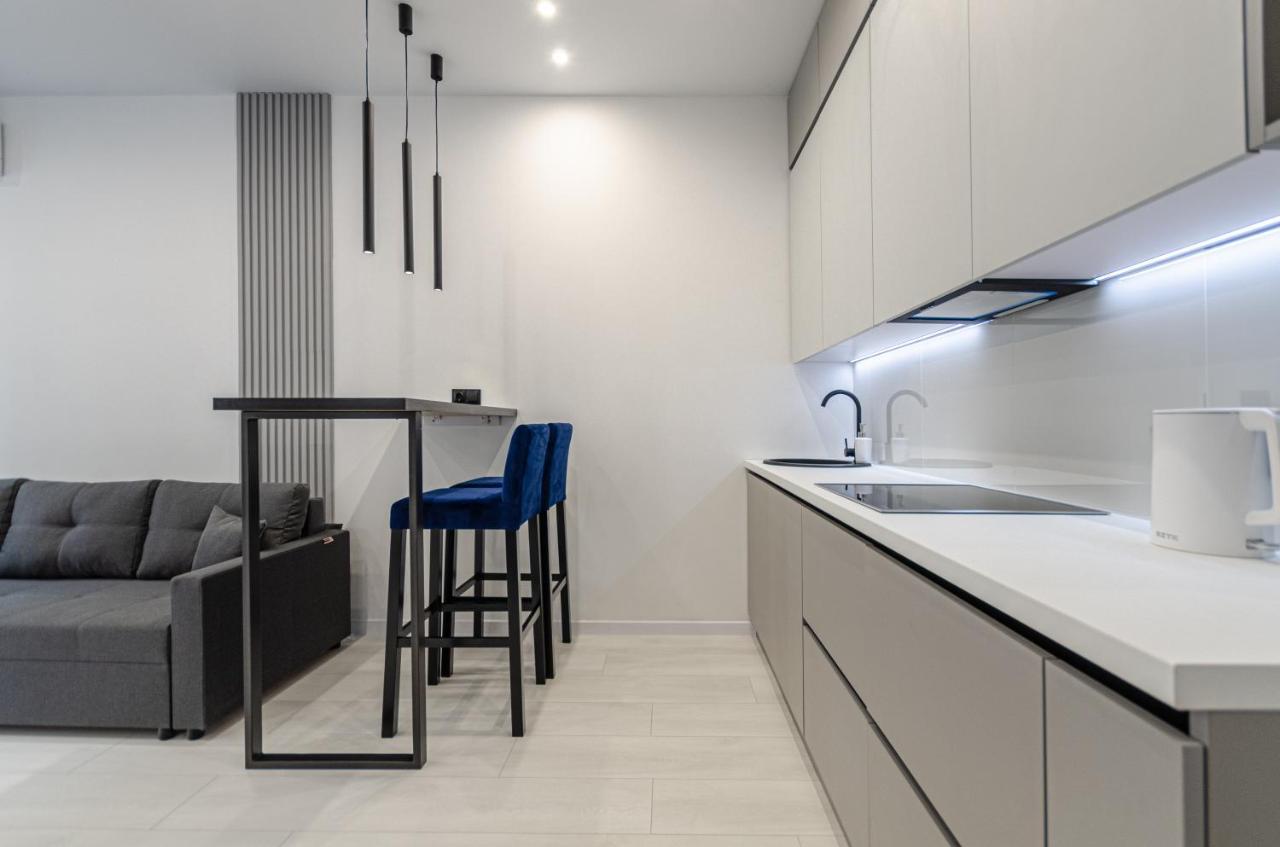 Petrovdom 166-3B In Beautiful Apartments In Rc "Yaroslaviv Grad" Kiev Exterior foto