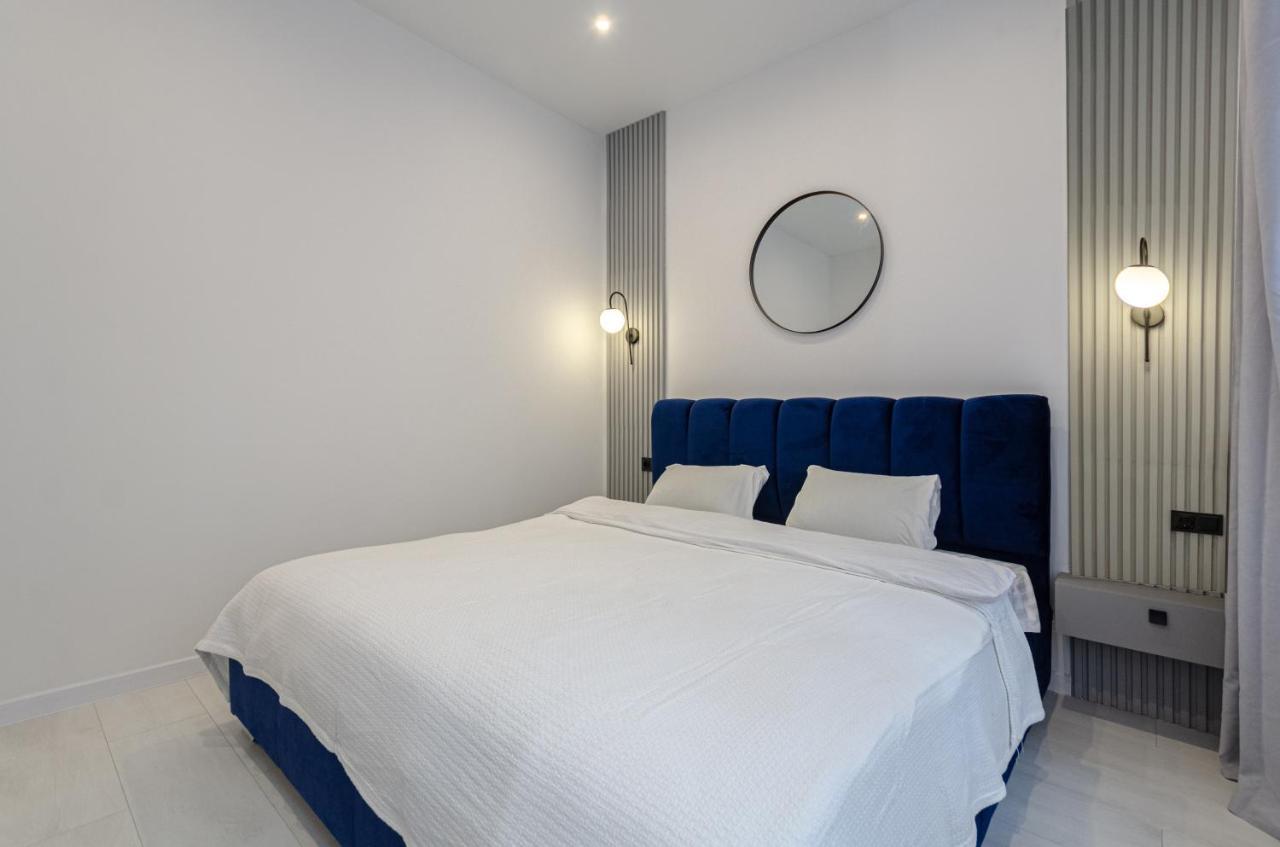 Petrovdom 166-3B In Beautiful Apartments In Rc "Yaroslaviv Grad" Kiev Exterior foto