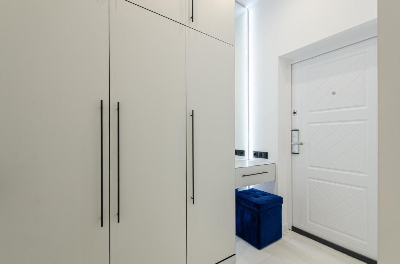 Petrovdom 166-3B In Beautiful Apartments In Rc "Yaroslaviv Grad" Kiev Exterior foto