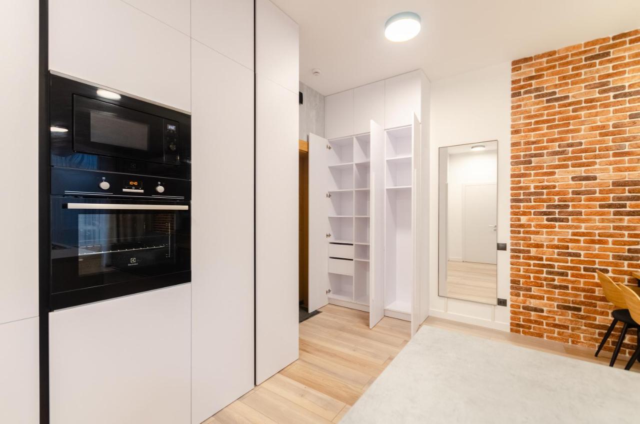 Petrovdom 166-3B In Beautiful Apartments In Rc "Yaroslaviv Grad" Kiev Exterior foto