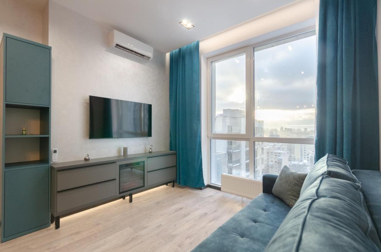 Petrovdom 166-3B In Beautiful Apartments In Rc "Yaroslaviv Grad" Kiev Exterior foto