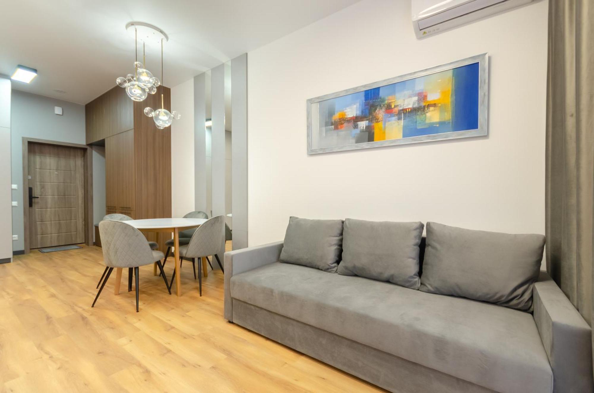 Petrovdom 166-3B In Beautiful Apartments In Rc "Yaroslaviv Grad" Kiev Exterior foto